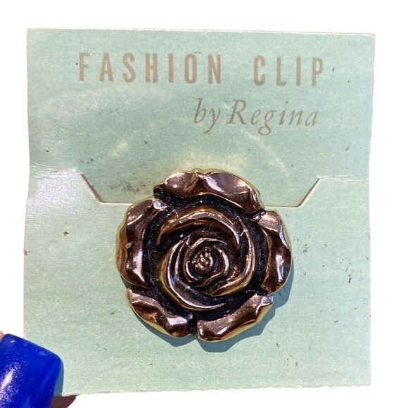 Vintage Flower REGINA Scarf Clip Retro Fashion Gold tone - Picture 1 of 5
